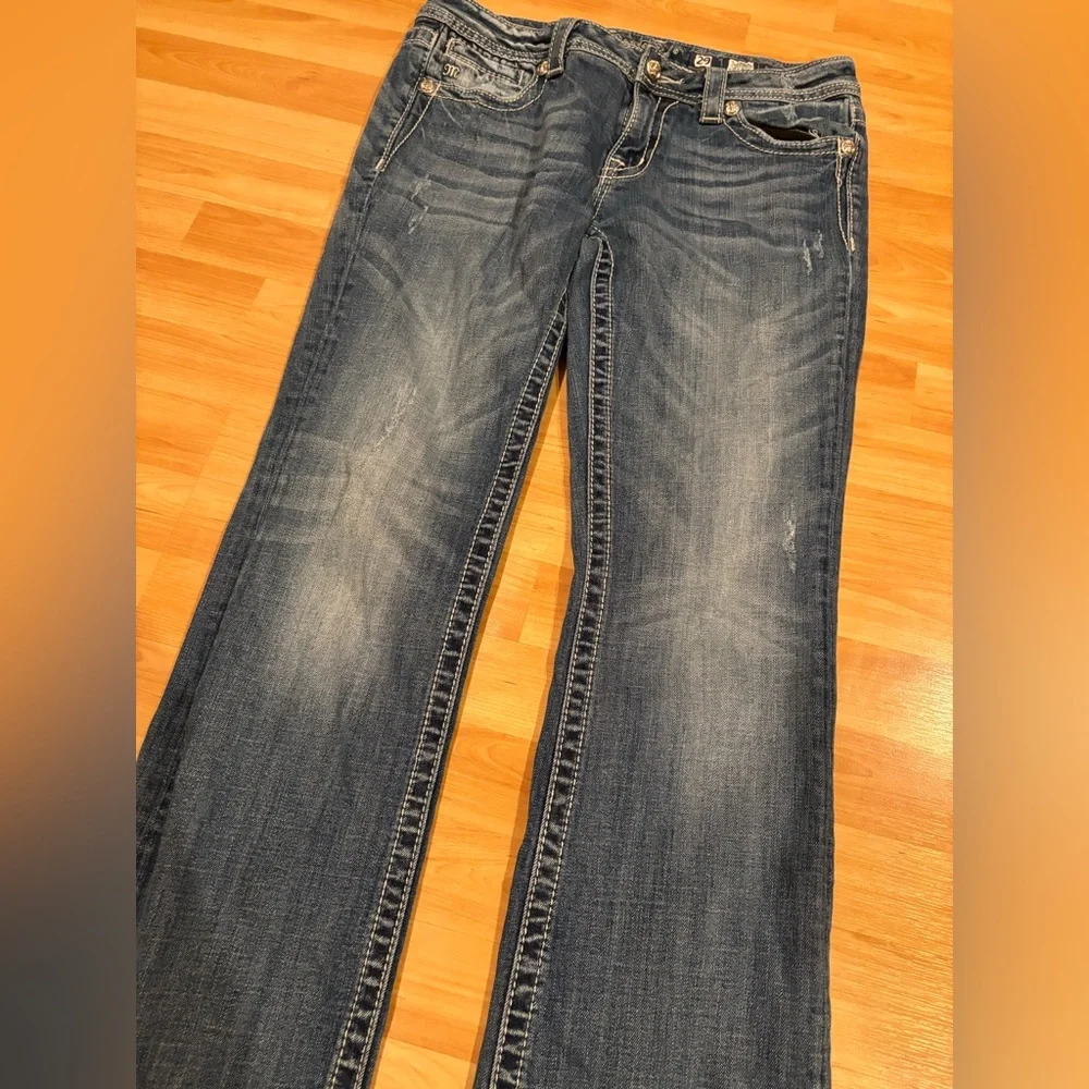 Miss Me‎ Distressed Denim Jeans